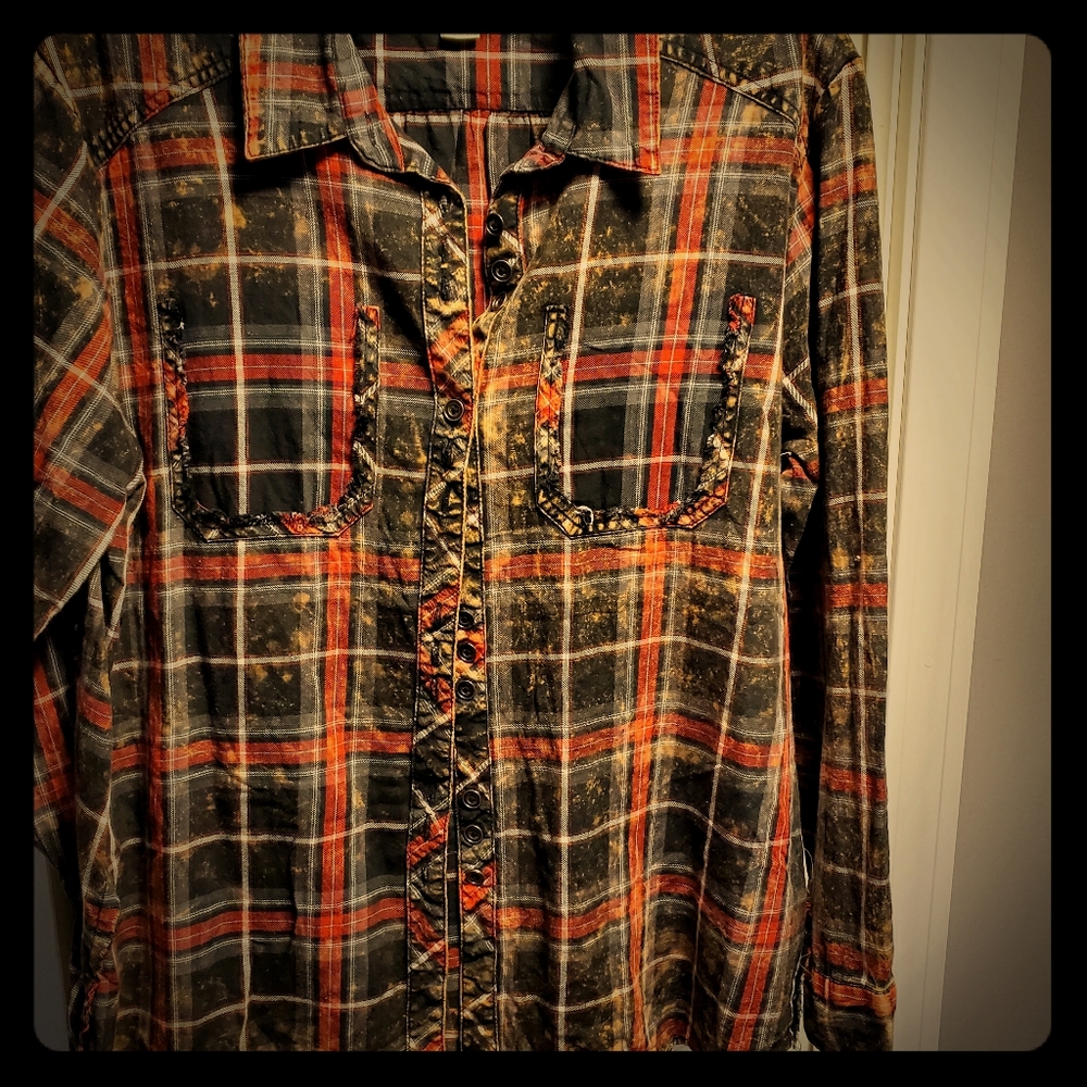 Vintage looking plaid button down
